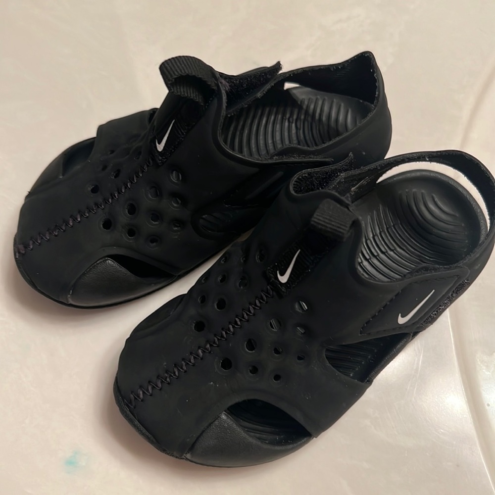 Toddler sandals